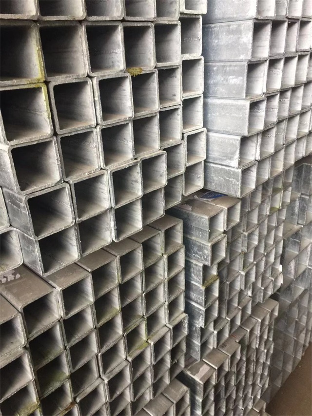 低合金 Q355B 得荣得荣得荣镀锌无缝方管 工程专用无缝得荣得荣得荣镀锌方管